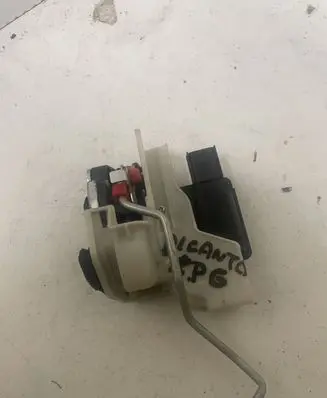 KIA Picanto Rear door lock