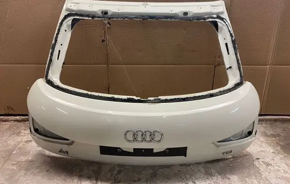 Audi A1 Tailgate/trunk/boot lid