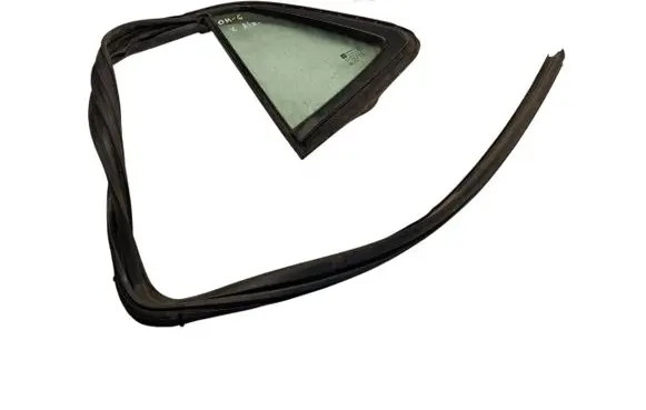 Vauxhall Mokka X Rear vent window glass 43R000054