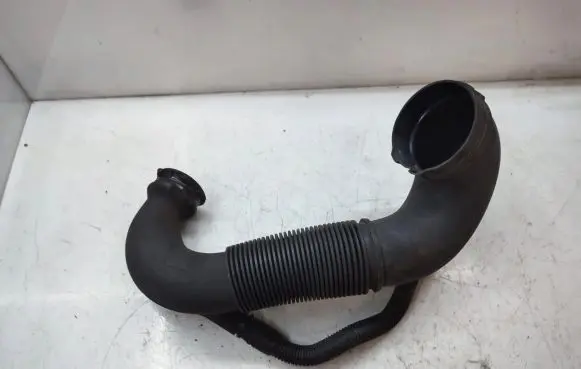 Audi A6 S6 C7 4G Air intake duct part 4G0129615D