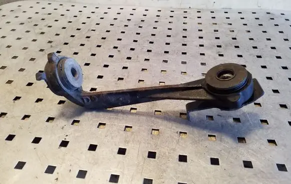 Opel Vivaro Front control arm