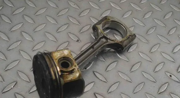 Piston
