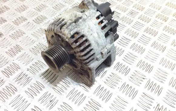 Renault Megane II Generator/alternator 8200495294