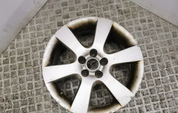 Hyundai Santa Fe R18 alloy rim 