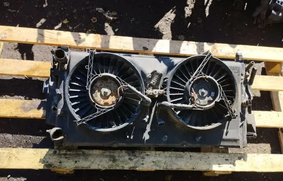 Volkswagen Transporter - Caravelle T4 Coolant radiator
