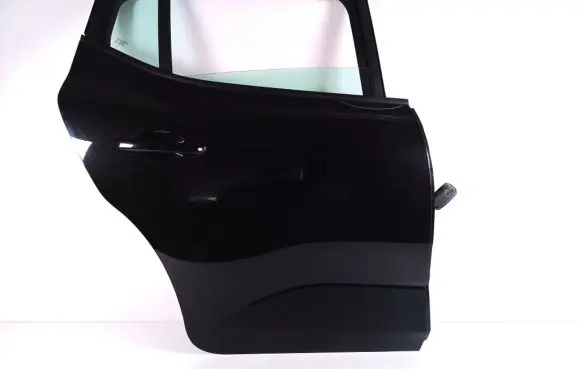 Dacia Sandero III Rear door