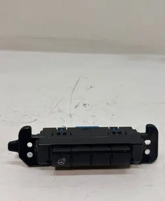 Lexus RX 450H Steering wheel heating switch 75P392