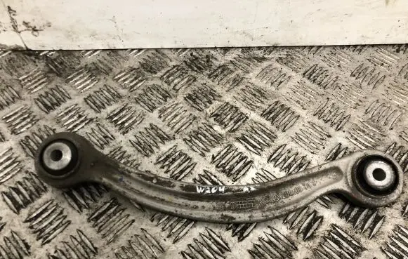 Mercedes-Benz C W204 Front lower control arm/wishbone