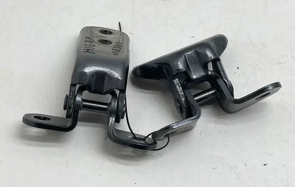 Toyota Highlander XU70 Front door hinge set 