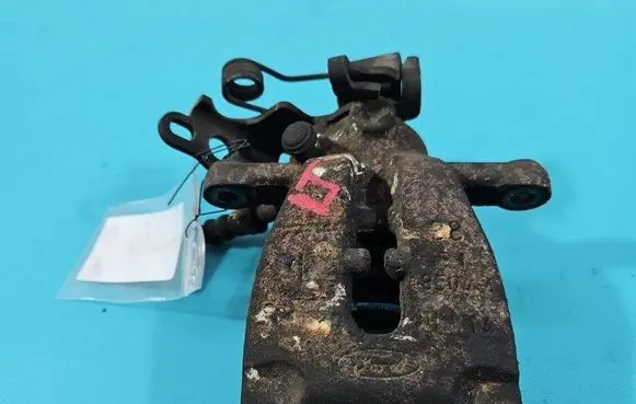 Rear brake caliper
