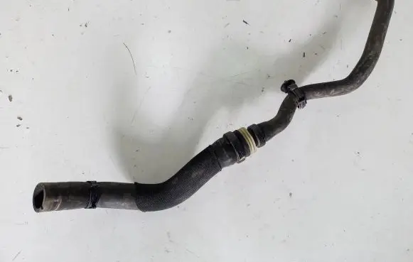 Renault Fluence Engine coolant pipe/hose