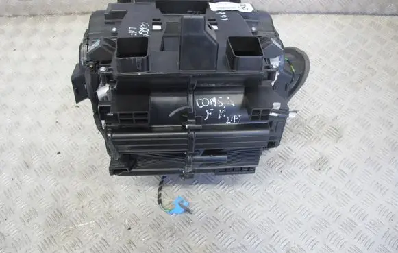 Opel Corsa F Interior heater climate box assembly 9849747980