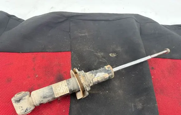 Rear shock absorber/damper