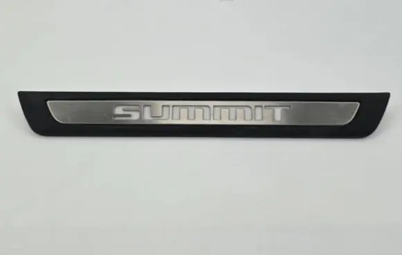 Jeep Grand Cherokee Front sill trim cover 5SQ05DX9AC P5SQ05DX9AC