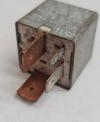 Audi A4 S4 B6 8E 8H Other relay 191906383C 22204004 12V204
