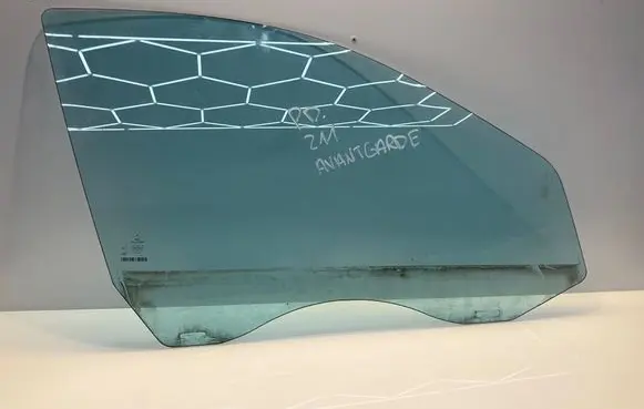Mercedes-Benz E W211 Front door window glass four-door 