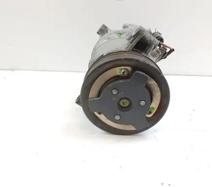 BMW 1 E81 E87 Air conditioning (A/C) compressor (pump) 6915380