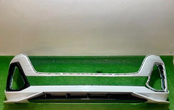 Audi Q8 Front bumper 4M8807611