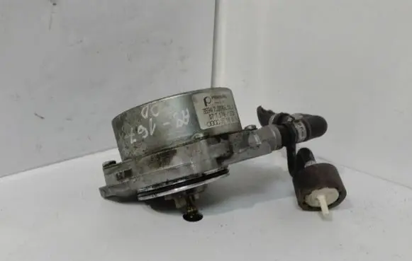 Audi A8 S8 D3 4E Vacuum pump 057145100AE