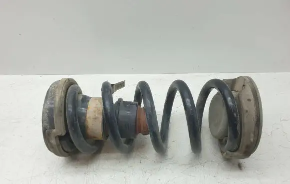 Chrysler Pacifica Rear coil spring P68231026AA P68231026 68231026AA