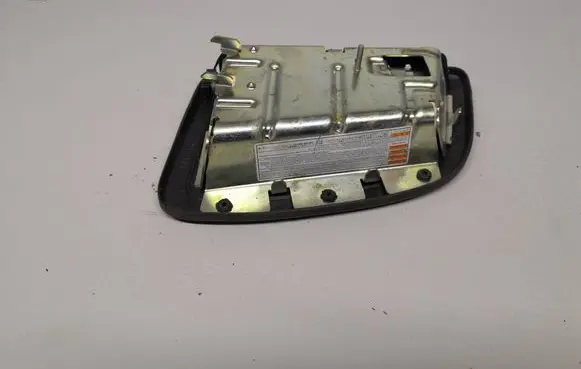 Suzuki Swift I Seat airbag 1002827 8585062J00 1002830