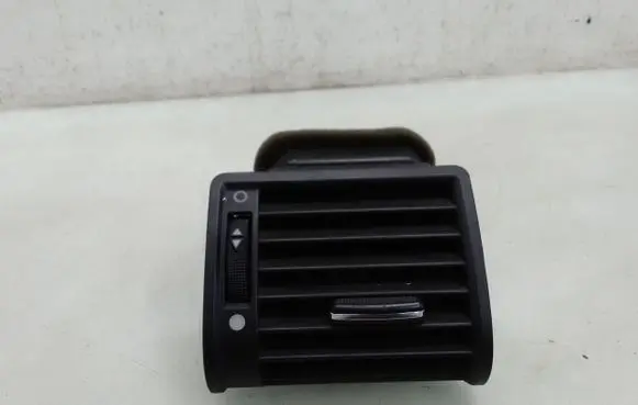 Audi A8 S8 D2 4D Dashboard side air vent grill/cover trim 4D0820901