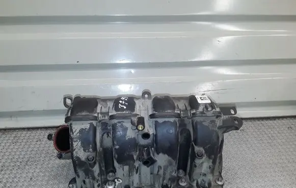Chevrolet Volt I Intake manifold 55568900