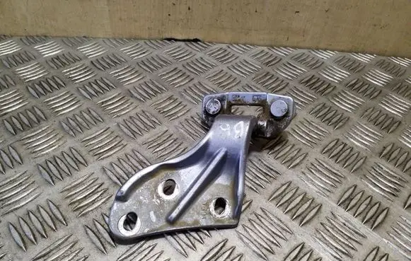Mercedes-Benz ML W164 Tailgate/trunk/boot hinge