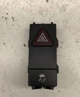 Mercedes-Benz E A207 Hazard light switch 2128207110 33692302