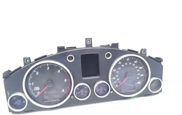 Speedometer (instrument cluster)