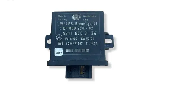 Mercedes-Benz E W211 Light module LCM 5DF00827802