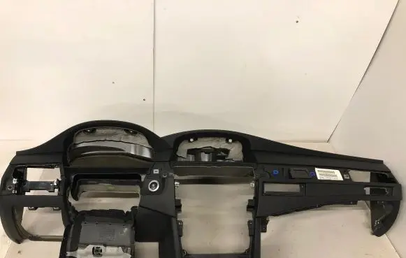 BMW 5 E60 E61 Dashboard 6976421 08B2488B1698J