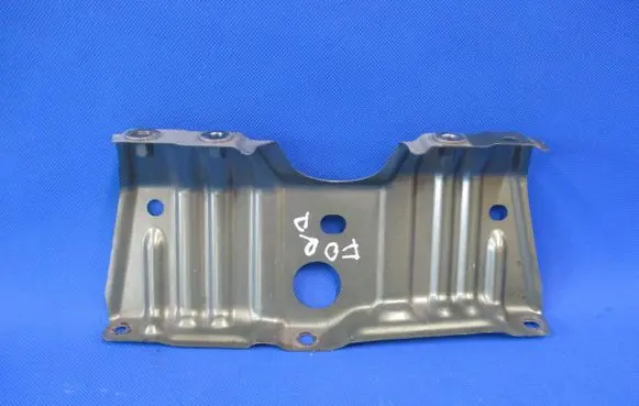 Subaru Forester SK Fender mounting bracket
