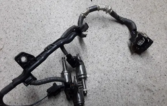 Lexus RX 450H Fuel injector 2325031120