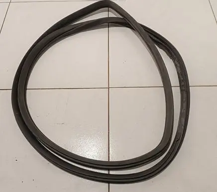 Hyundai Santa Fe Rear door rubber seal (on body) Nocode