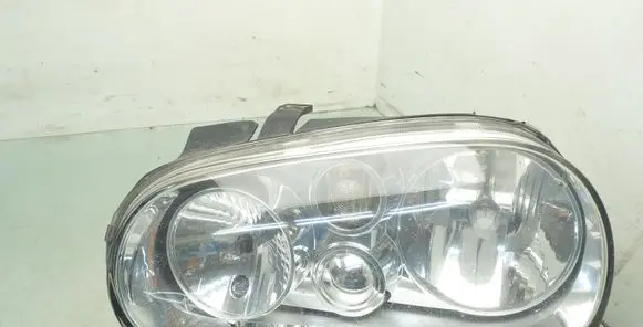Volkswagen Golf IV Headlight/headlamp 1EJ00770007