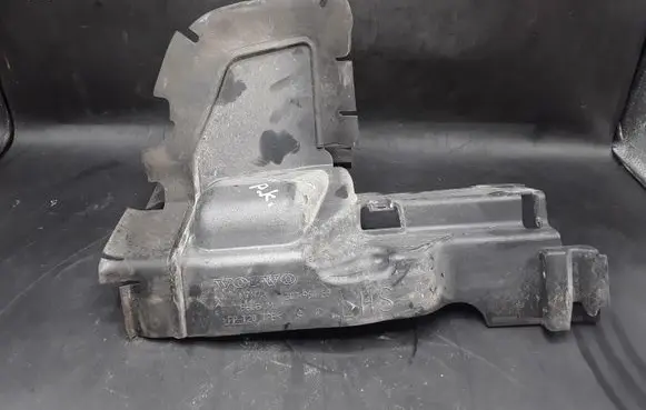 Volvo S60 Intercooler air guide/duct channel 30796466