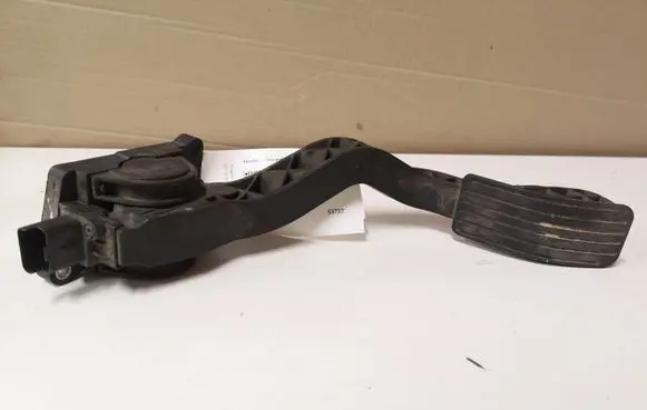 Peugeot 307 Accelerator throttle pedal 0280752251 9646702180