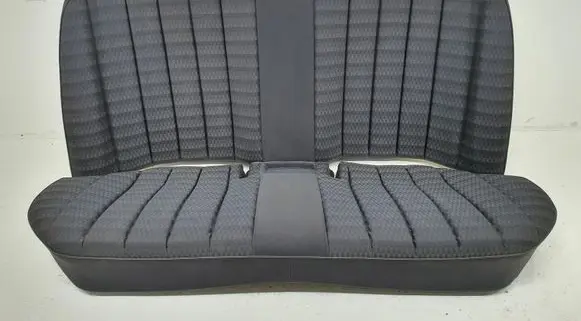 Mercedes-Benz 190 W201 Rear seat 
