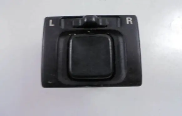 Suzuki Baleno EG Wing mirror switch