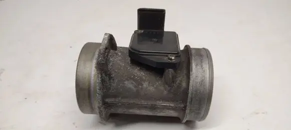 Audi A6 S6 C5 4B Mass air flow meter 059906461D AFH7025C