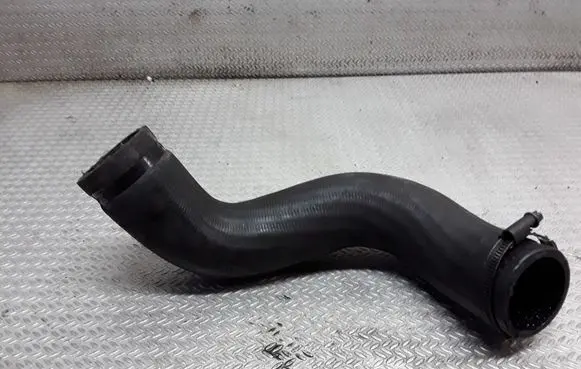 Ford Mondeo MK IV Intercooler hose/pipe