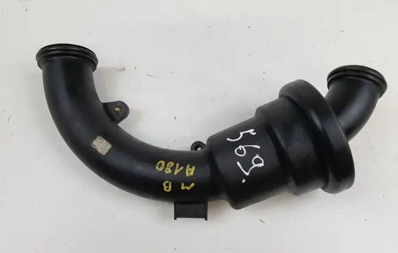 Volkswagen PASSAT B6 Engine coolant pipe/hose A6511400387
