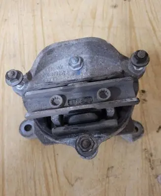 Audi A5 8T 8F Gearbox mount