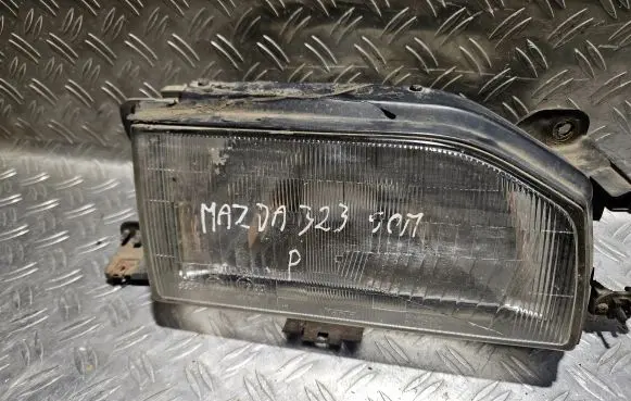 Mazda 323 Headlight/headlamp 11061247