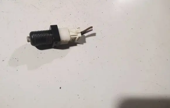 Peugeot 406 Brake pedal sensor switch