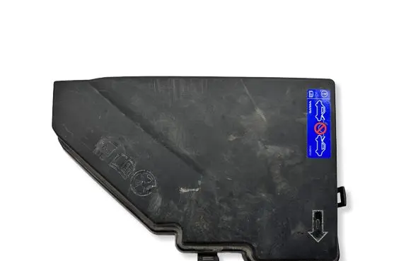 Volvo XC60 Fuse box cover 31398001