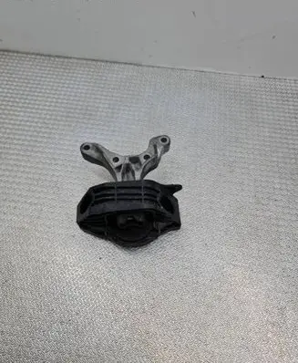 Peugeot 2008 II Engine mount bracket 243444