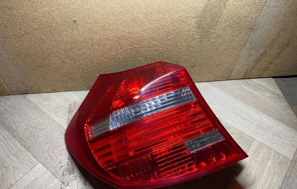 BMW 1 E81 E87 Rear/tail lights 7164355 716435505 6924501