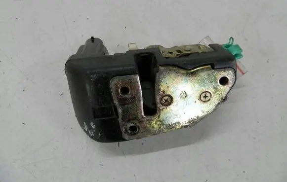 Chrysler Grand Voyager III Front door lock 